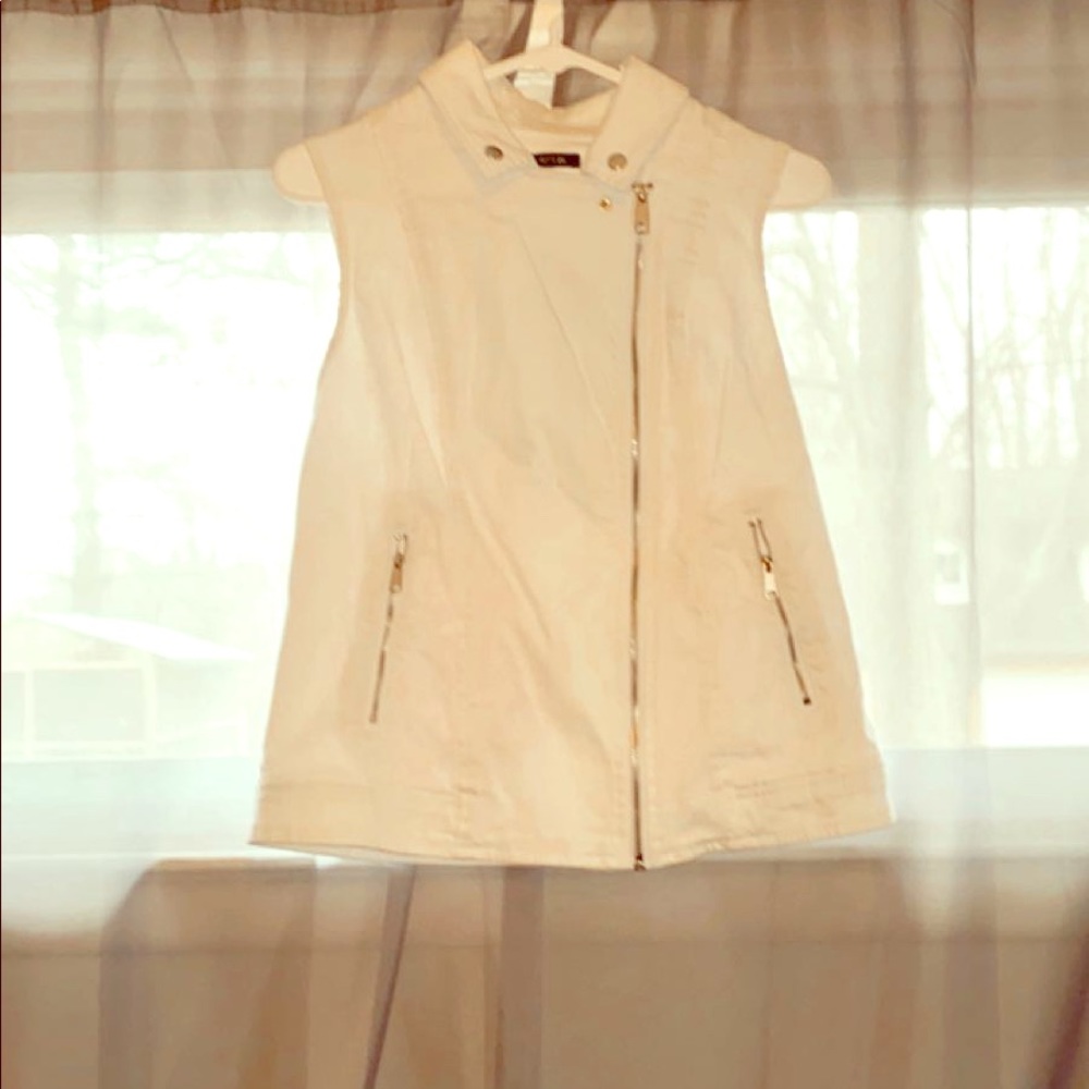 White jean vest